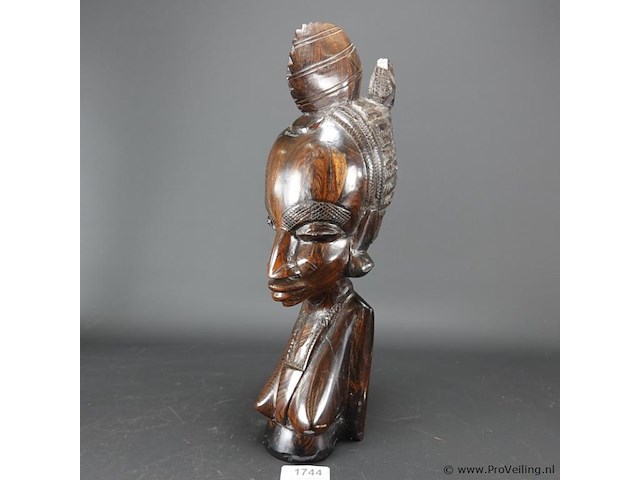 Massief ebben?houten afrikaanse buste - afbeelding 1 van  5