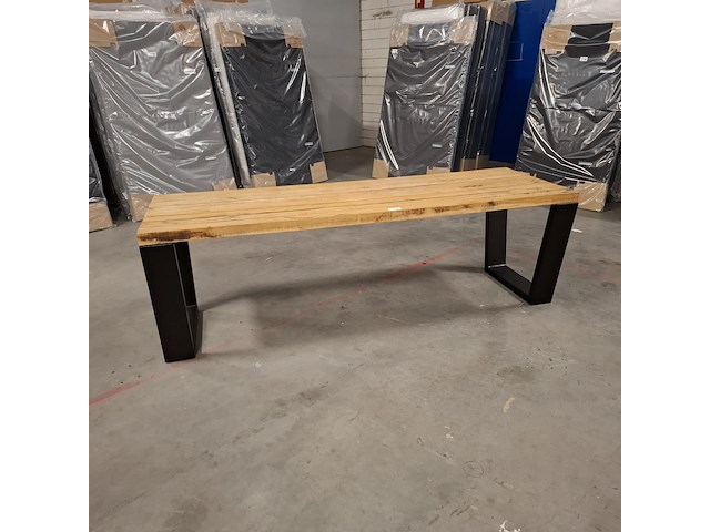 Massief eiken eetkamertafel, wood industries, bruin - afbeelding 1 van  26