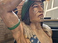 Massief houten beeld handgemaakt 130 cm - afbeelding 4 van  5