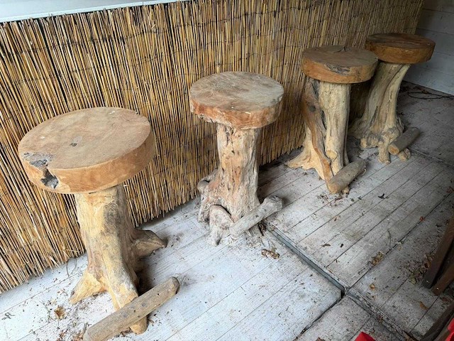 Massief houten boomstamkruk (4x) - afbeelding 1 van  12