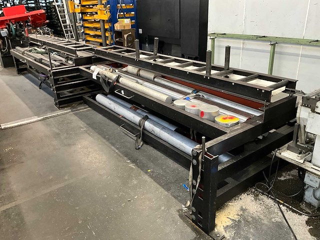 Massief staalmateriaal - afbeelding 1 van  10