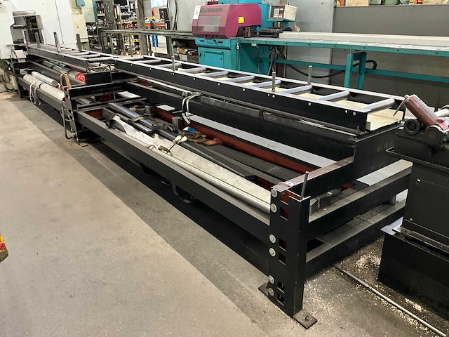 Massief staalmateriaal - afbeelding 3 van  10