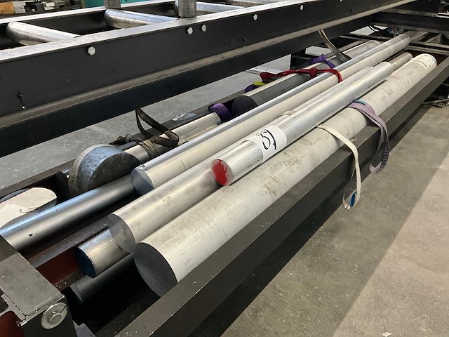 Massief staalmateriaal - afbeelding 6 van  10