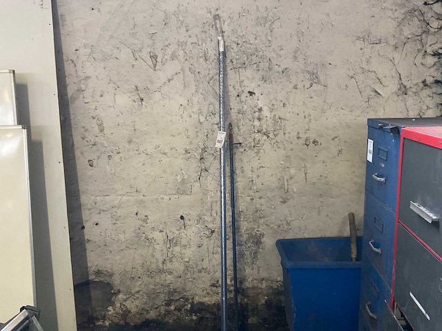 Massieve as 2000 mm - afbeelding 1 van  2