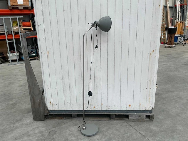 Massive staand vloerlamp - afbeelding 4 van  4