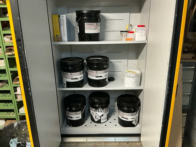 Massivit 1500 grootformaat industriële 3d-printer - afbeelding 33 van  40