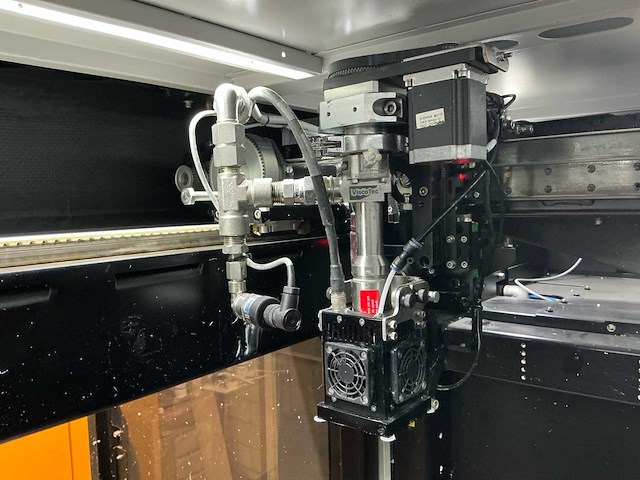 Massivit 1500 grootformaat industriële 3d-printer - afbeelding 10 van  40