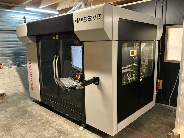 Massivit 1500 grootformaat industriële 3d-printer - afbeelding 1 van  40