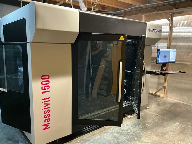 Massivit 1500 grootformaat industriële 3d-printer - afbeelding 23 van  40