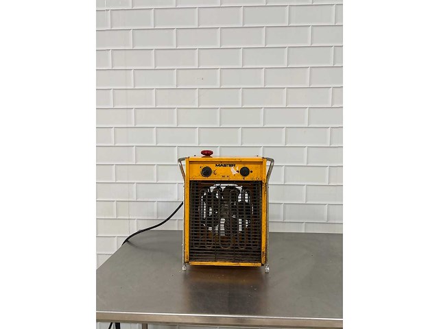 Master - b9epb - elektrische kachel met ca 10 meter krachtstroomkabel - afbeelding 1 van  4