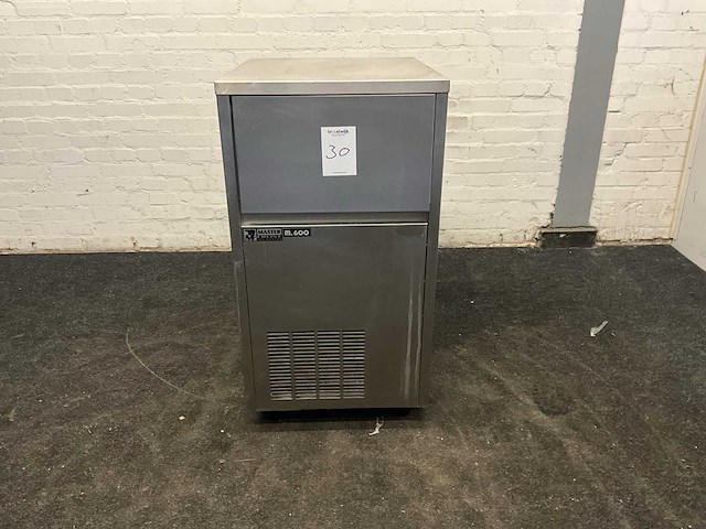 Master frost ijsblokjesmachine - afbeelding 3 van  8