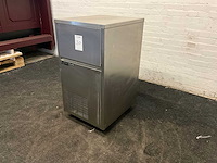 Master frost ijsblokjesmachine - afbeelding 5 van  8