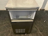 Master frost ijsblokjesmachine - afbeelding 7 van  8