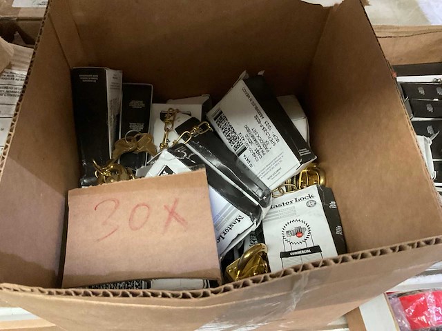 Master lock slot (30x) - afbeelding 1 van  3