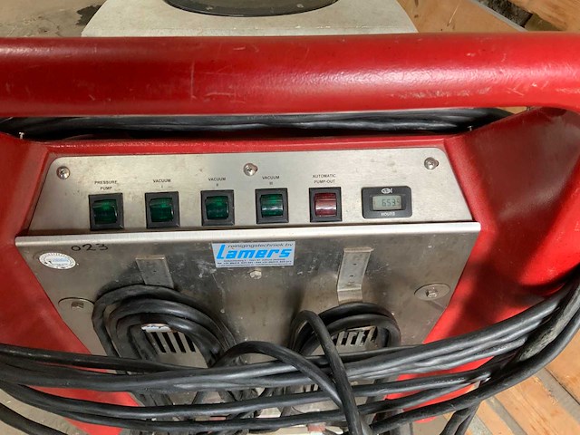 Masterblend masterforce sproei- tapijtreiniger, twee 3-traps stofzuigers, 2 snoeren - afbeelding 4 van  5