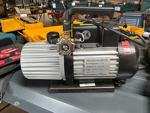 Mastercool vacuümpomp - afbeelding 1 van  5