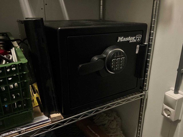 Masterlock - kluis - afbeelding 1 van  4
