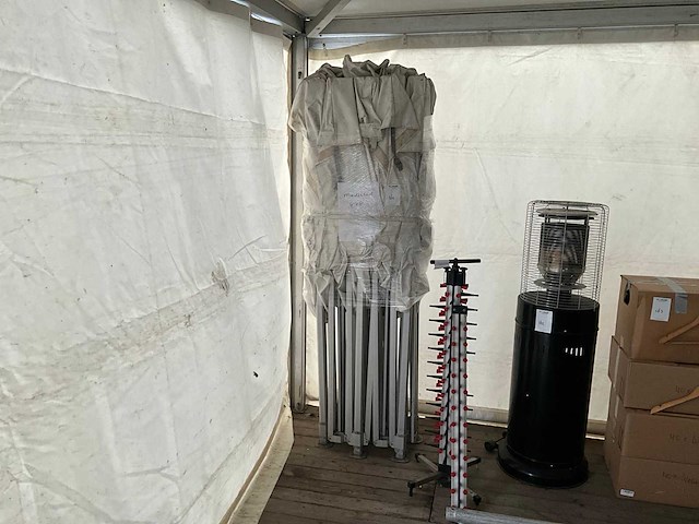 Mastertent partytent 4x8 meter - afbeelding 1 van  4