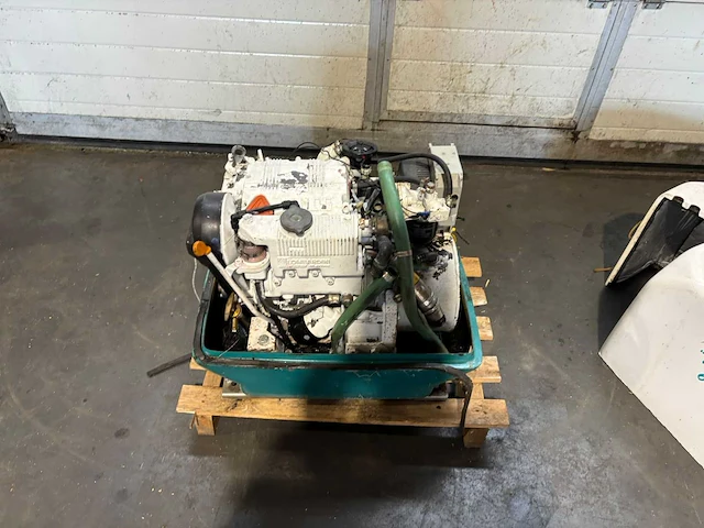 Mastervolt - whisper 6000 - generator - scheepsmotor - afbeelding 5 van  13