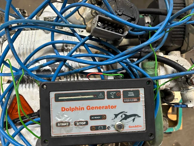 Mastervolt - whisper 6000 - generator - scheepsmotor - afbeelding 13 van  13