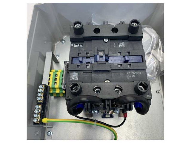 Mastervolt master switch automatic transfer switch 230v 125a for boats & yachts - 55003500 - afbeelding 7 van  7