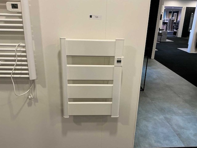 Masterwatt vera 500 watt elektrische designradiator - afbeelding 2 van  4