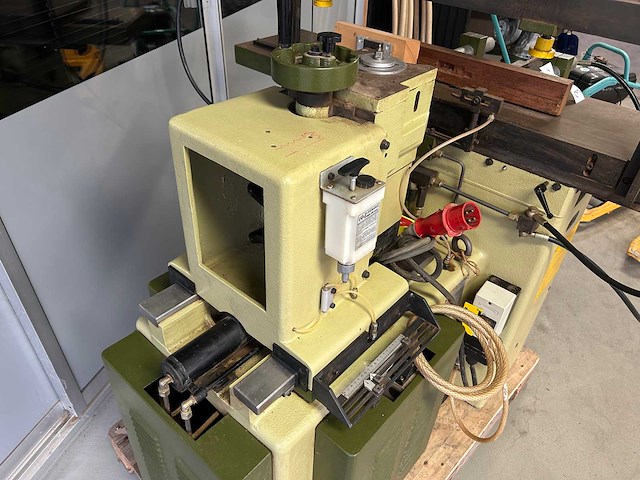 Masterwood om b1 horizontale gatensteek machine - afbeelding 2 van  14