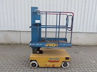 Masthoogwerker aichi sv-030 4.70m elektrisch 1991