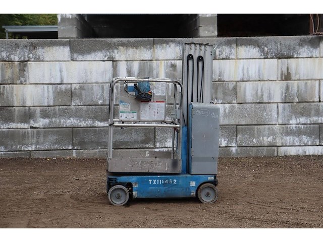 Masthoogwerker genie gr20 elektrisch 8m 2011 - afbeelding 1 van  1