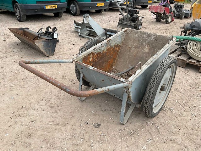 Matador beton/cement kruiwagen - afbeelding 1 van  3