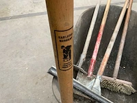 Matador kruiwagen en divers tuingereedschap - afbeelding 6 van  6