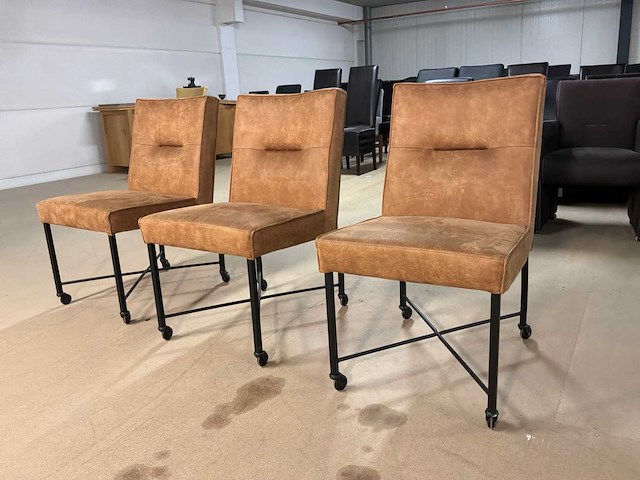 Mataras verrijdbare eetkamerstoel (3x) - afbeelding 1 van  10