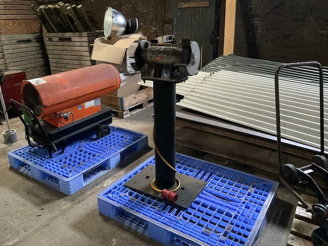 Matchless veb ds 200/2 dubbelsteens slijpmachine op voet - afbeelding 4 van  4