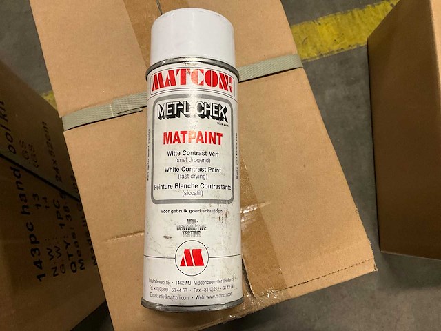 Matcon snel drogend partij spuitbussen contrastverf - afbeelding 1 van  3