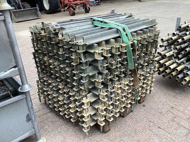 Matemco kwiksteigersysteem steiger - afbeelding 25 van  32