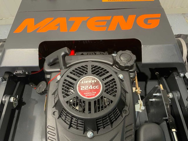 Mateng rm20 grasmaaier op afstand bestuurbaar tot 600m - maaibreedte 53 cm - 224cc - lawn mower tracks - afbeelding 20 van  38