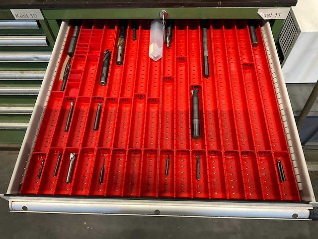 Materiaal- ladenkast met inhoud (3x) - afbeelding 7 van  19
