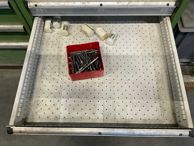 Materiaal- ladenkast met inhoud (3x) - afbeelding 10 van  19