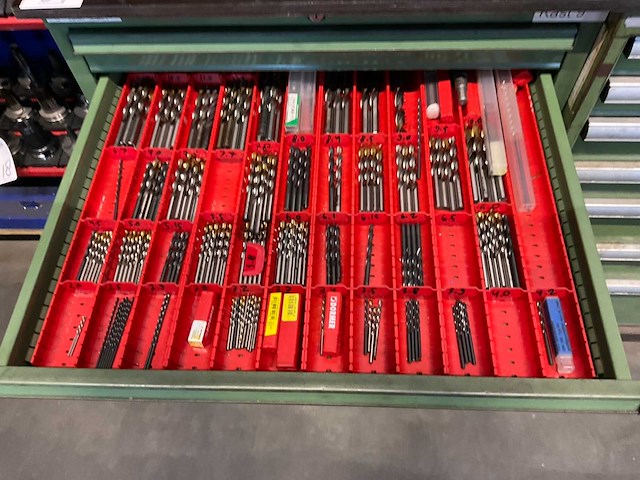 Materiaal- ladenkast met inhoud (3x) - afbeelding 14 van  19