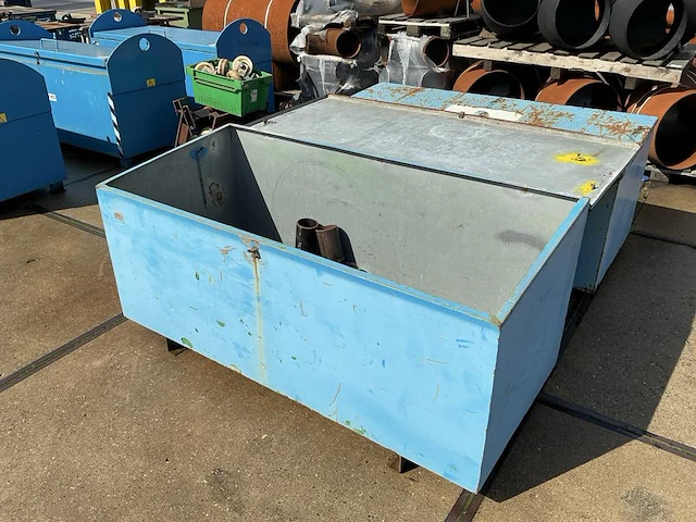 Materiaal container - afbeelding 2 van  3