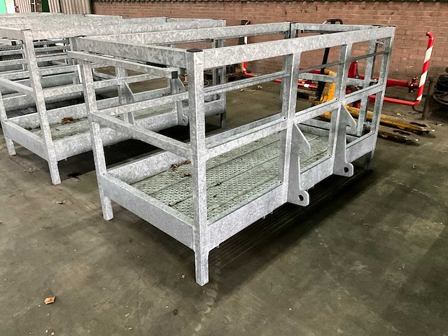 Materiaalbak “ongebruikt” - afbeelding 4 van  11