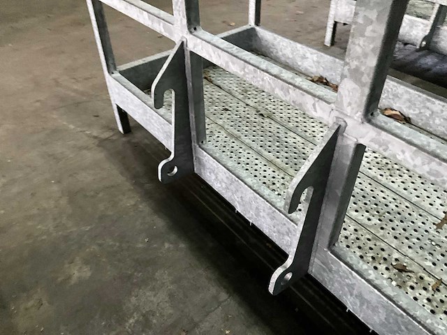 Materiaalbak “ongebruikt” - afbeelding 10 van  11