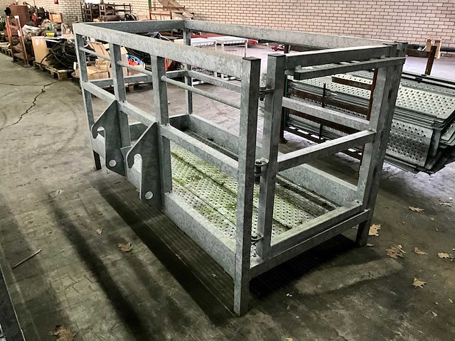 Materiaalbak “ongebruikt” - afbeelding 1 van  11