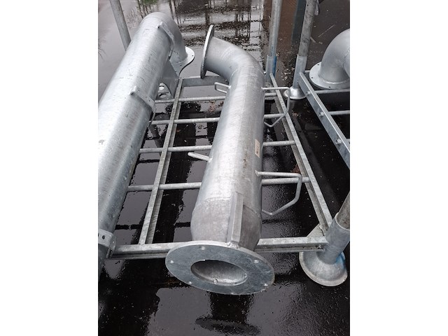 Materiaalbok met 2x 8 duims buis met flens - afbeelding 2 van  5