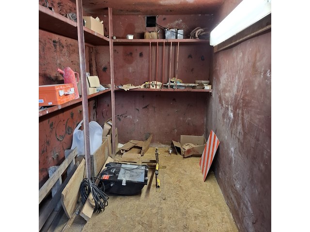 Materiaalcontainer v.v. verlichting - afbeelding 12 van  17