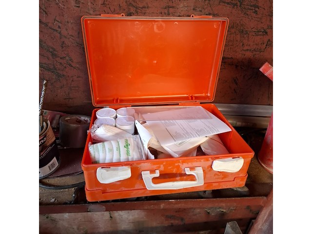 Materiaalcontainer v.v. verlichting - afbeelding 14 van  17