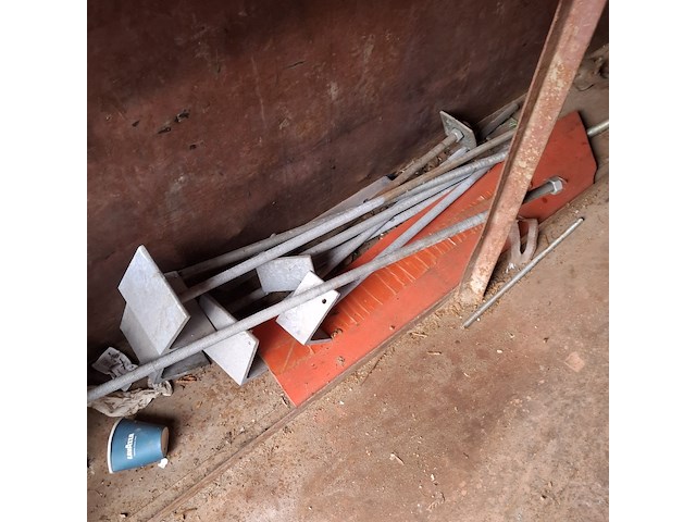 Materiaalcontainer - afbeelding 2 van  21