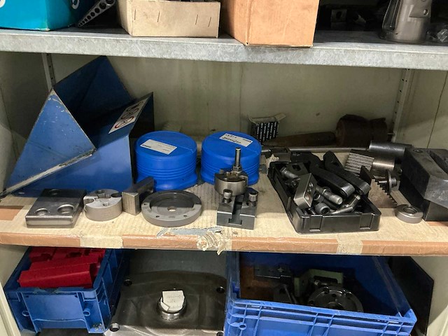 Materiaalkast met inhoud (2x) - afbeelding 11 van  14