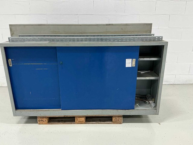 Materiaalkast met inhoud - afbeelding 4 van  6