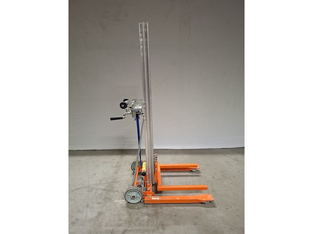 Materiaallift 3,40m ~ sumner, 2210, bouwjaar 2019 - afbeelding 1 van  11